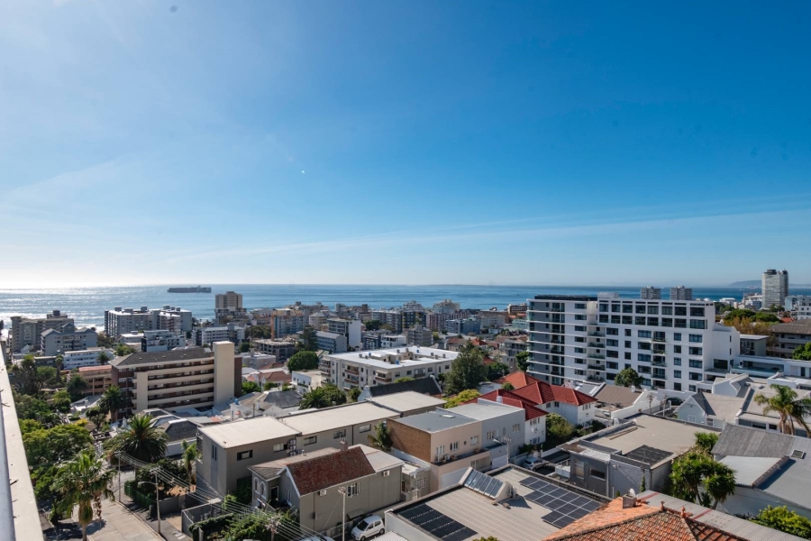 2 Bedroom Property for Sale in Sea Point Western Cape